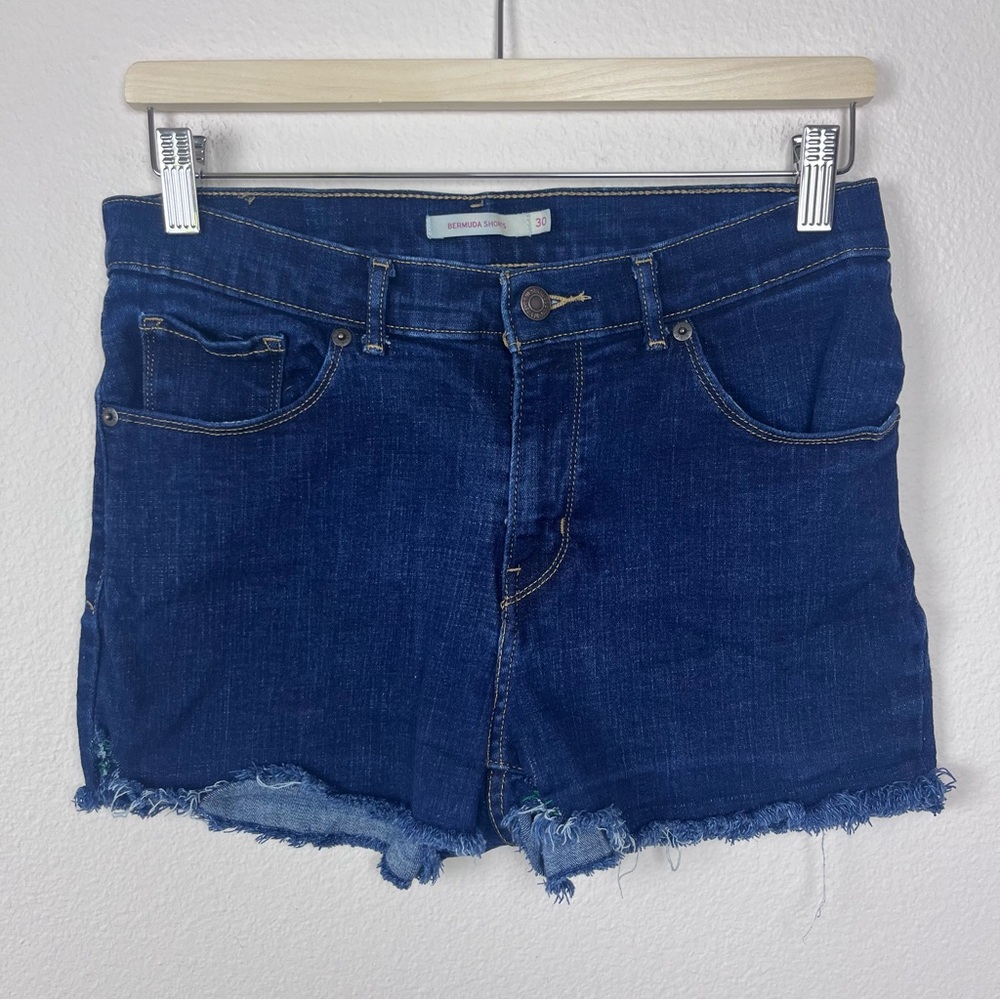 Levis Jean Shorts Womens Thirty Bermuda Denim Stretch Cut Off Casual Classic - Picture 2 of 13